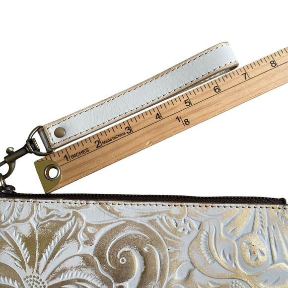Patricia Nash Wristlet Wallet 9.5x4.5” White Embossed Leather Gold Floral - Picture 3 of 8